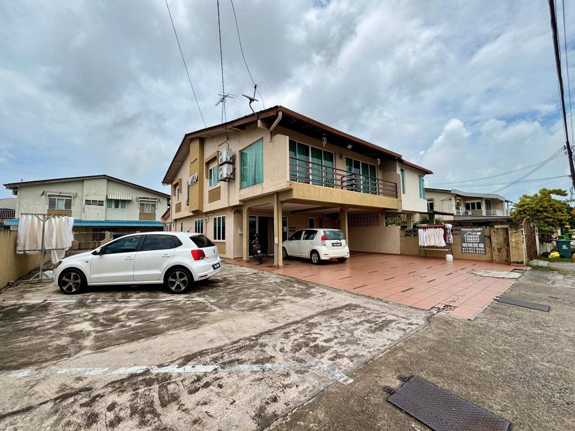 Meng Meng Guesthouse Куантан Екстериор снимка