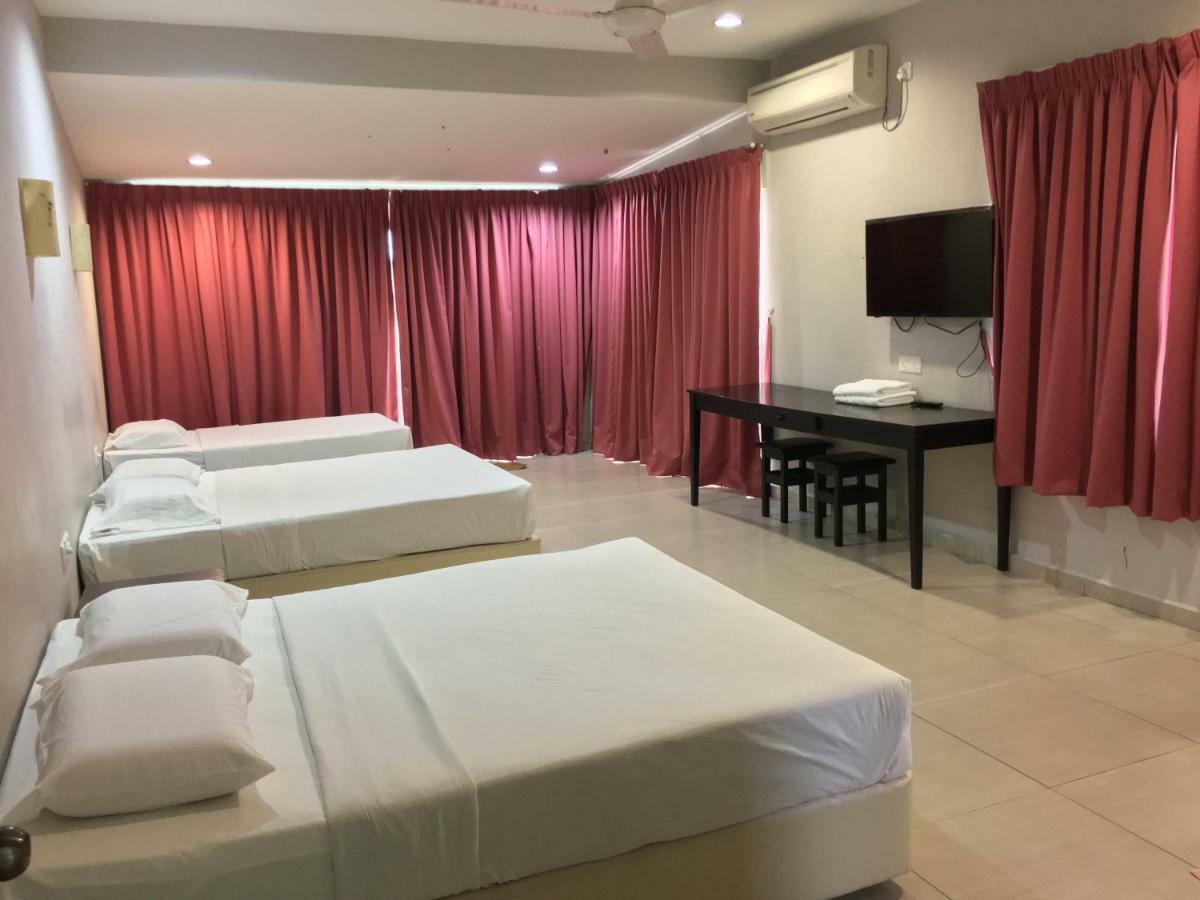 Meng Meng Guesthouse Куантан Екстериор снимка